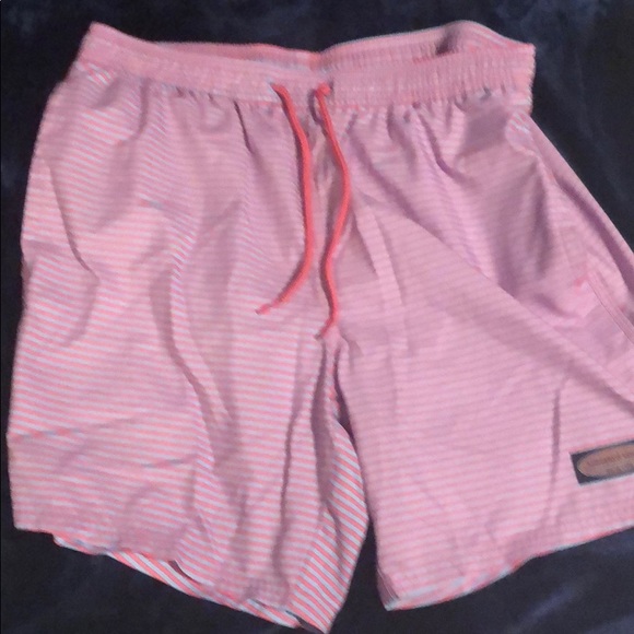 Bathing suit from vineyard vines